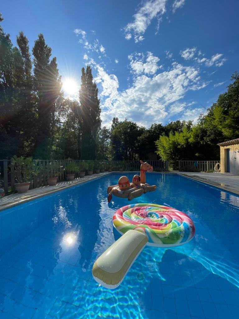 Mas Des Amarens Apartment Malaucene Bagian luar foto